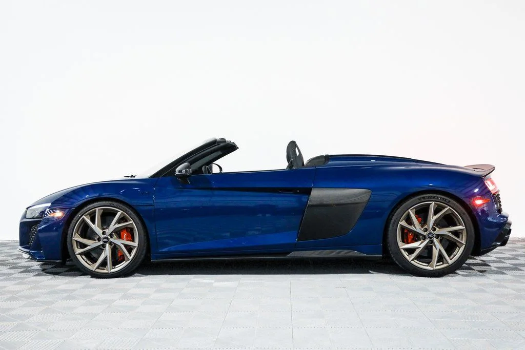 Used 2023 Blue Audi V10 performance image 16