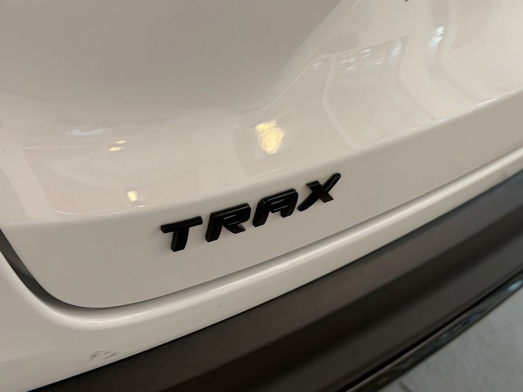 Used 2024 White Chevrolet 1RS image 11