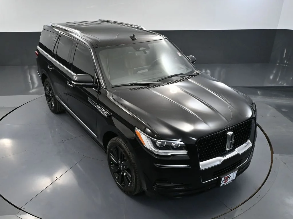 Certified Used 2024 Black Lincoln Reserve image 65