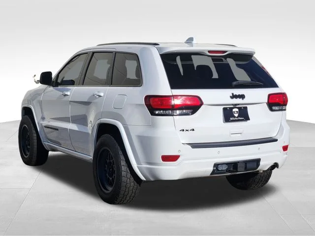 Used 2021 White Jeep Laredo X image 7