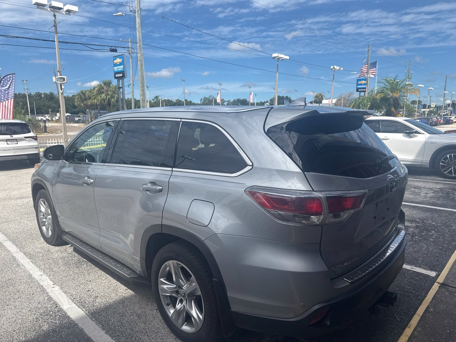 Used 2016 Silver Toyota Limited Platinum V6 image 7