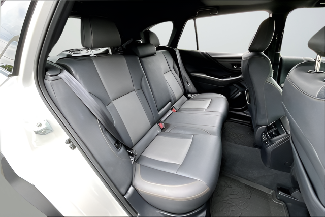 Used 2022 White Subaru Wilderness image 20