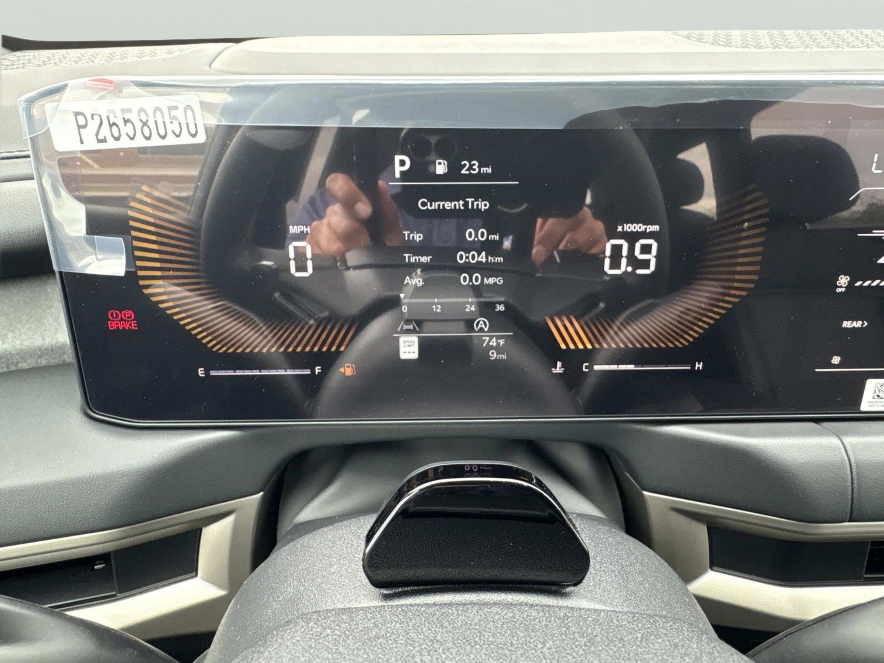 New 2027 Ivory Silver Kia S image 34