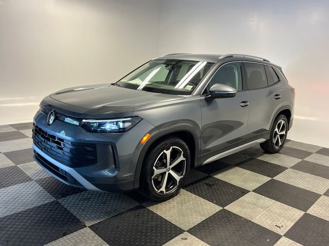 New 2026 Gray Volkswagen 2.0T SE image 3