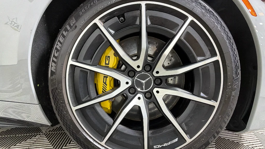 Used 2022 Gray Mercedes-Benz 4MATIC® image 43