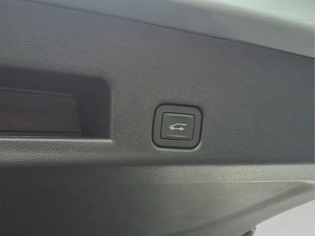 Used 2026 Sterling Gray Metallic Chevrolet LT image 24