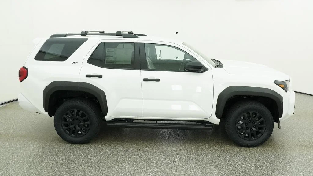 New 2026 Ice Cap Toyota SR5 image 16