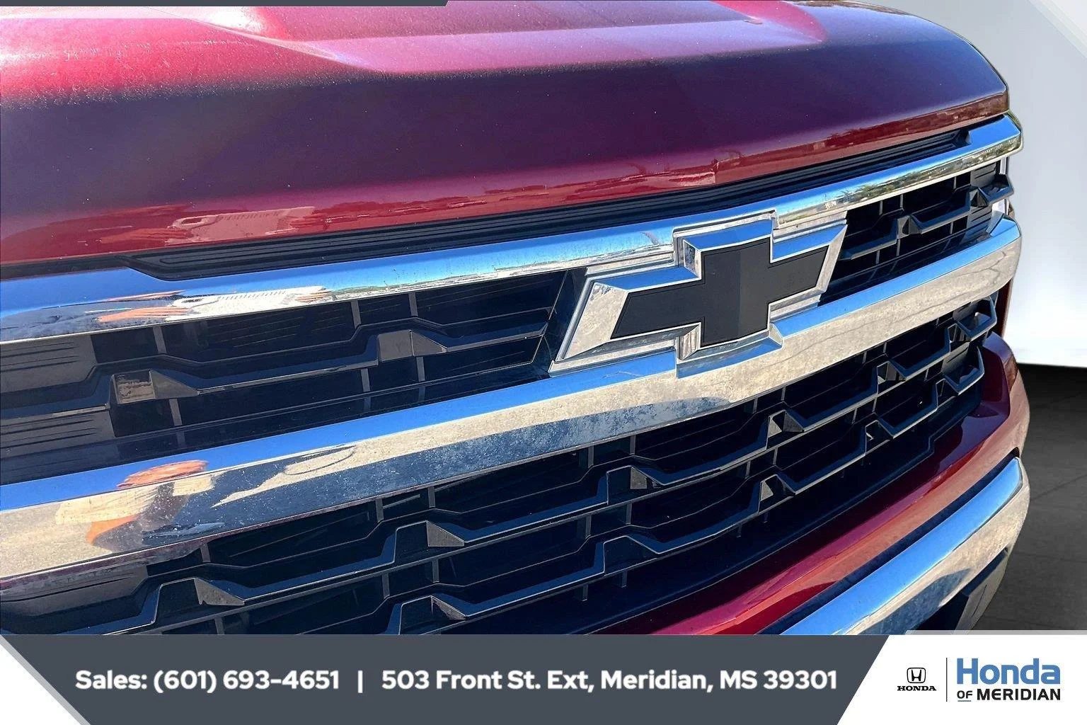 Used 2024 Radiant Red Tintcoat Chevrolet LT image 21