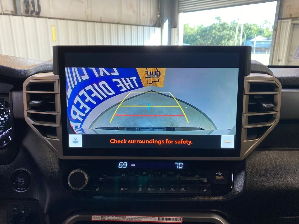 Used 2025 Silver Toyota SR5 image 43