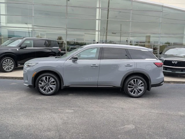 New 2027 HARBOR GRAY INFINITI LUXE image 2