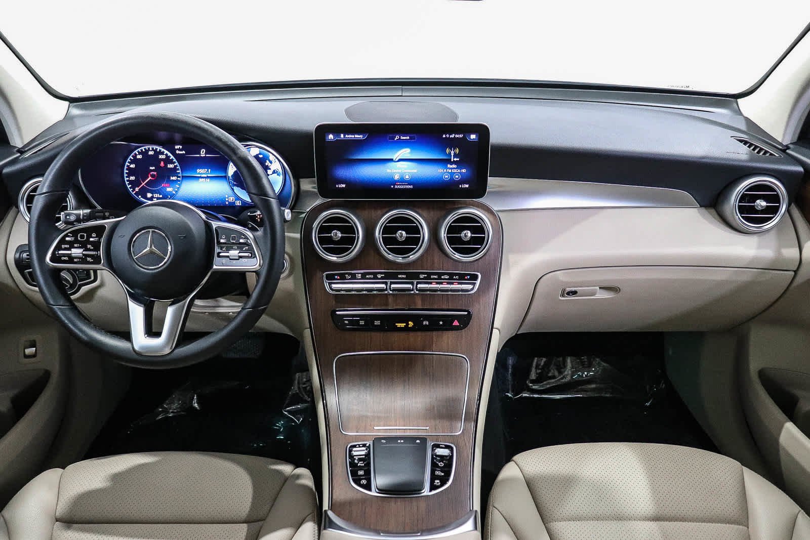Used 2022 Polar White Mercedes-Benz GLC 300 image 14