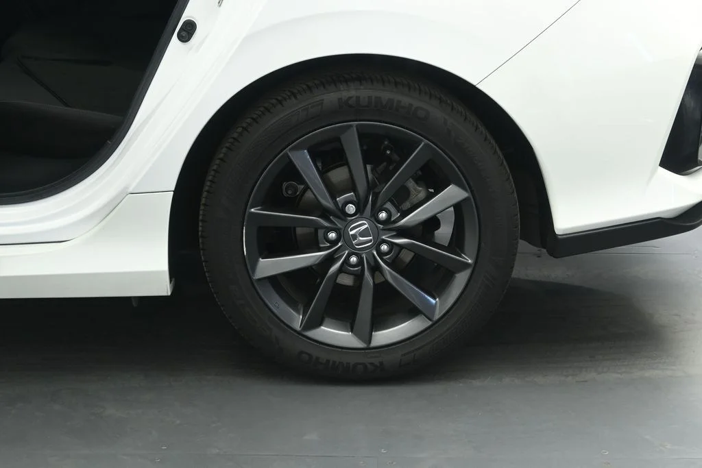Certified Used 2021 White Honda EX image 19