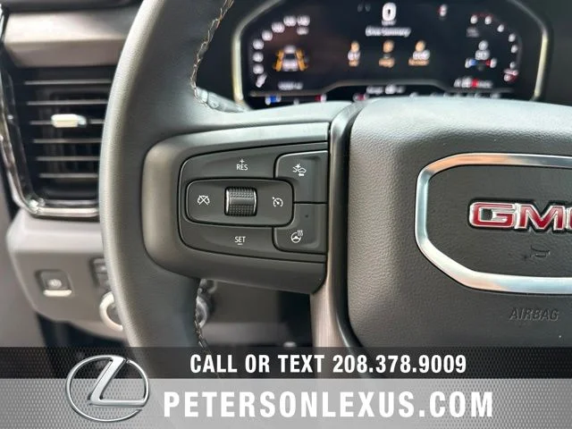 Used 2025  GMC AT4 Premium Plus image 27