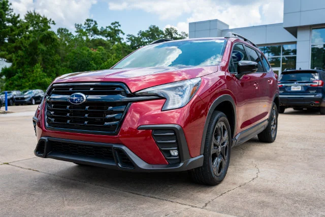 Certified Used 2025 Crimson Red Pearl Subaru Onyx Edition image 11