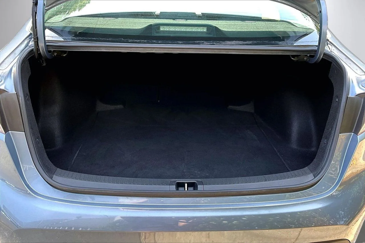 Certified Used 2021  Toyota LE image 24