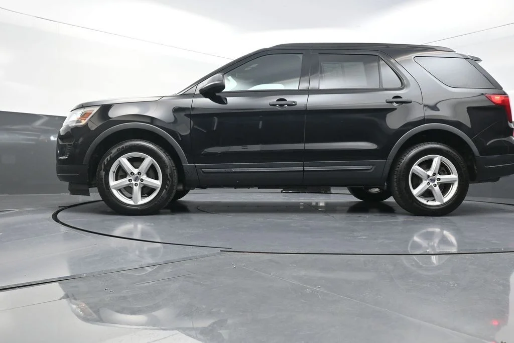 Used 2018 Black Ford Base image 26