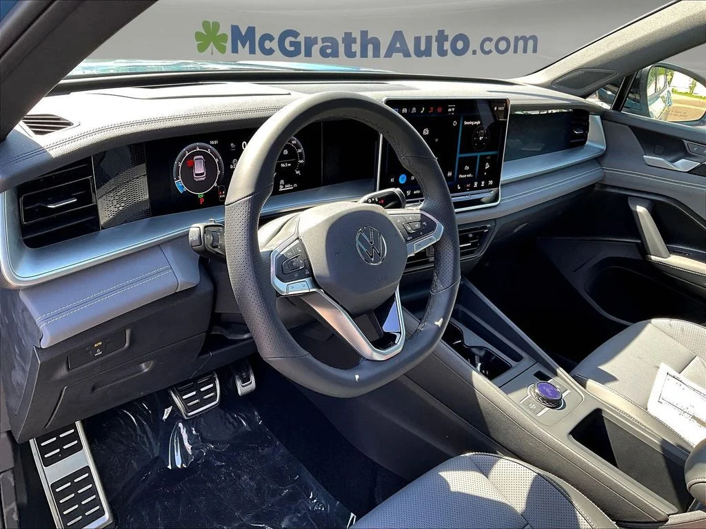 New 2026 Monterey Blue W/Deep Black Roof Volkswagen 2.0T SE R-Line Black image 7