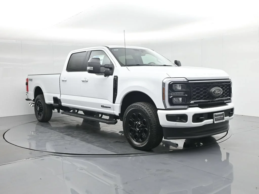 New 2026 Oxford White Ford Lariat image 56