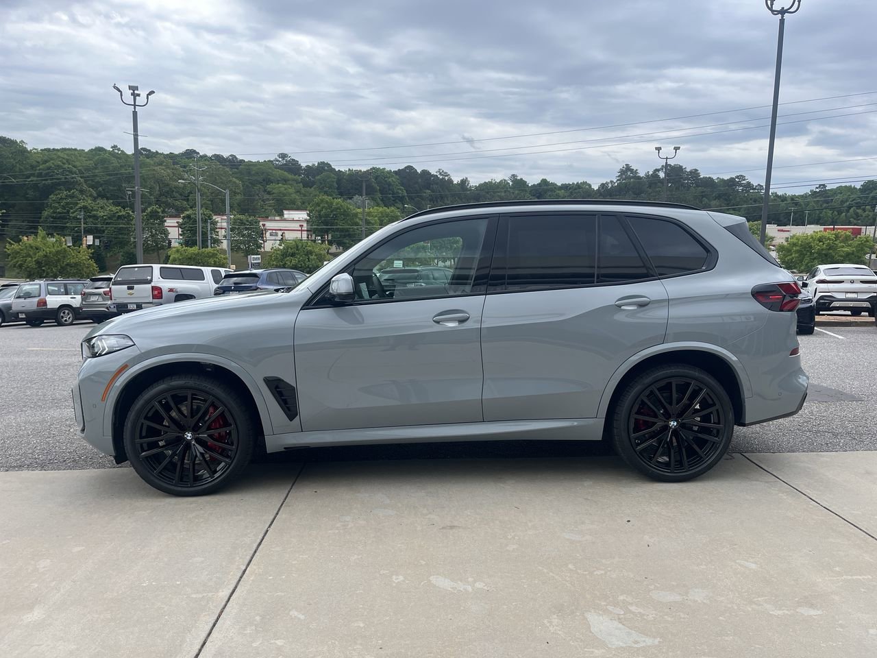 New 2026 Brooklyn Grey Metallic BMW sDrive40i image 5