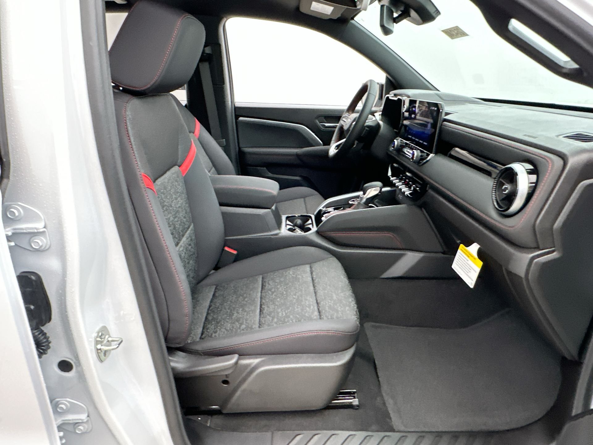 2026 Chevrolet Colorado Z71 - Photo 83