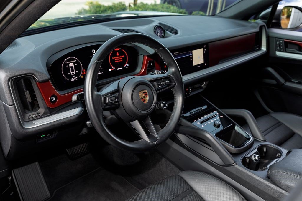 Used 2024 Quartzite Grey Metallic Porsche  image 35