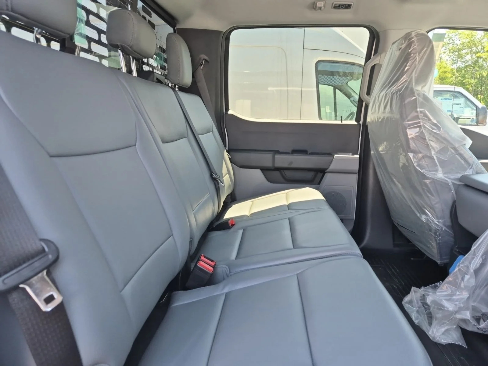 New 2026 Oxford White Ford XL CONCRETE image 17
