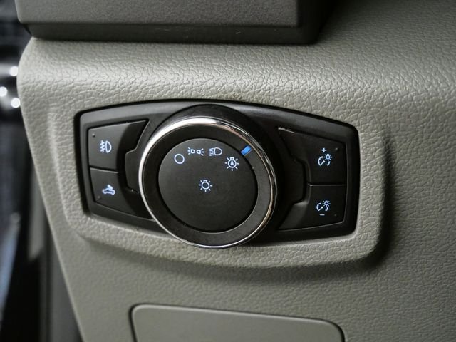 Used 2017 Black Ford XLT image 27