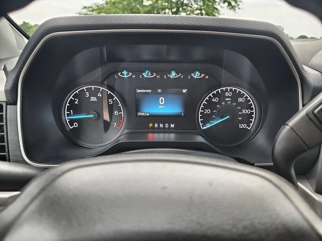 Used 2023 Blue Ford XLT image 12