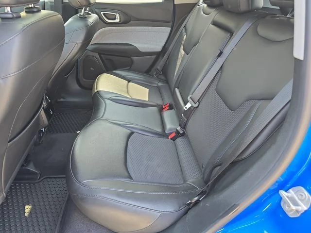 Certified Used 2022 Blue Jeep Latitude image 24