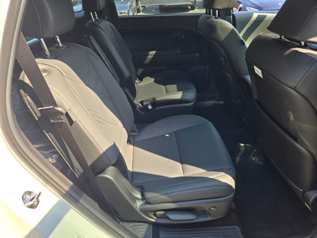 New 2026 White Pearl Hyundai XRT Pro image 9