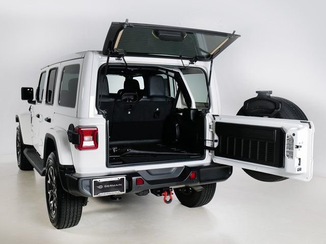 Used 2024 Bright White Clearcoat Jeep Sahara image 32