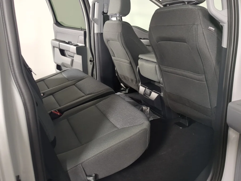 New 2026 AVALANCHE Ford XLT image 21