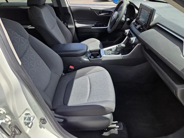 Used 2021 White Toyota XLE image 14