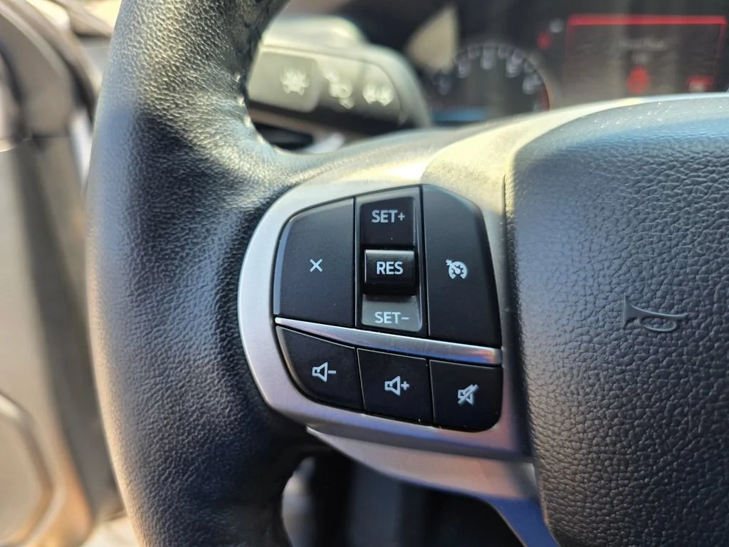 Used 2023 White Ford XLT image 23