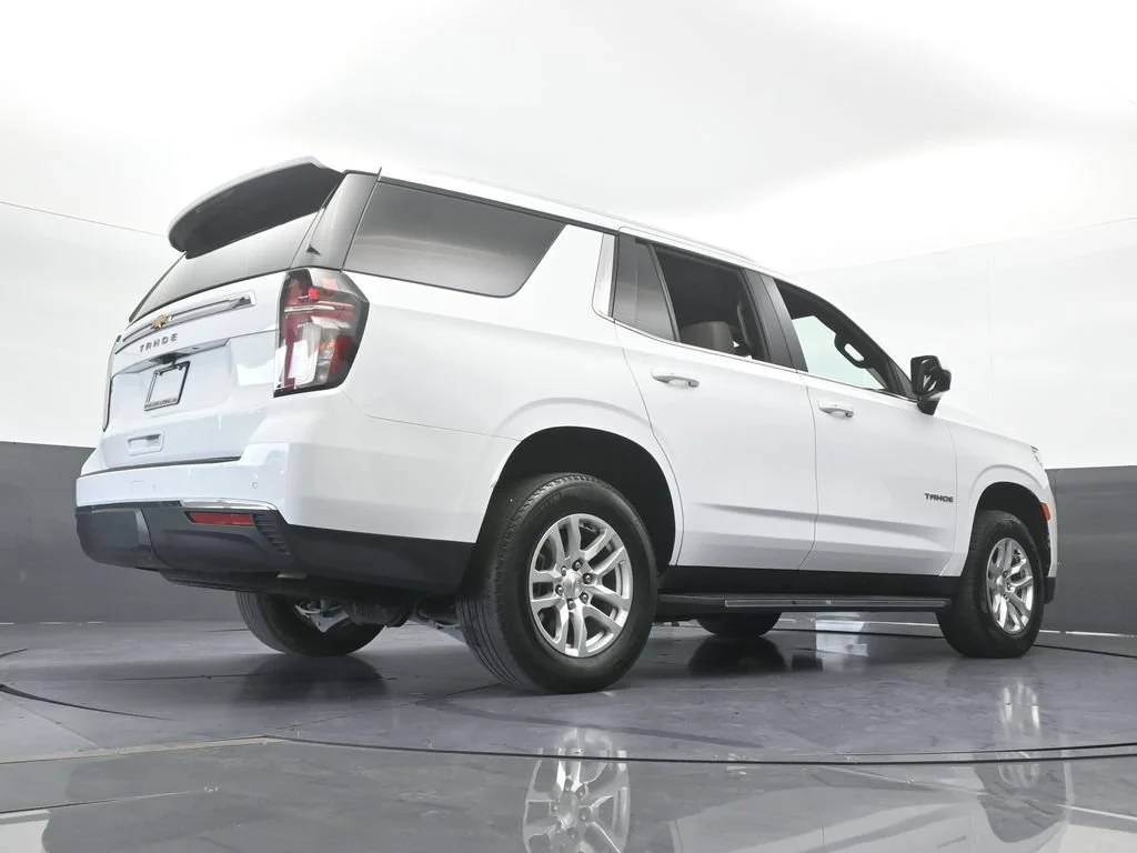 Used 2024 Summit White Chevrolet LT image 58