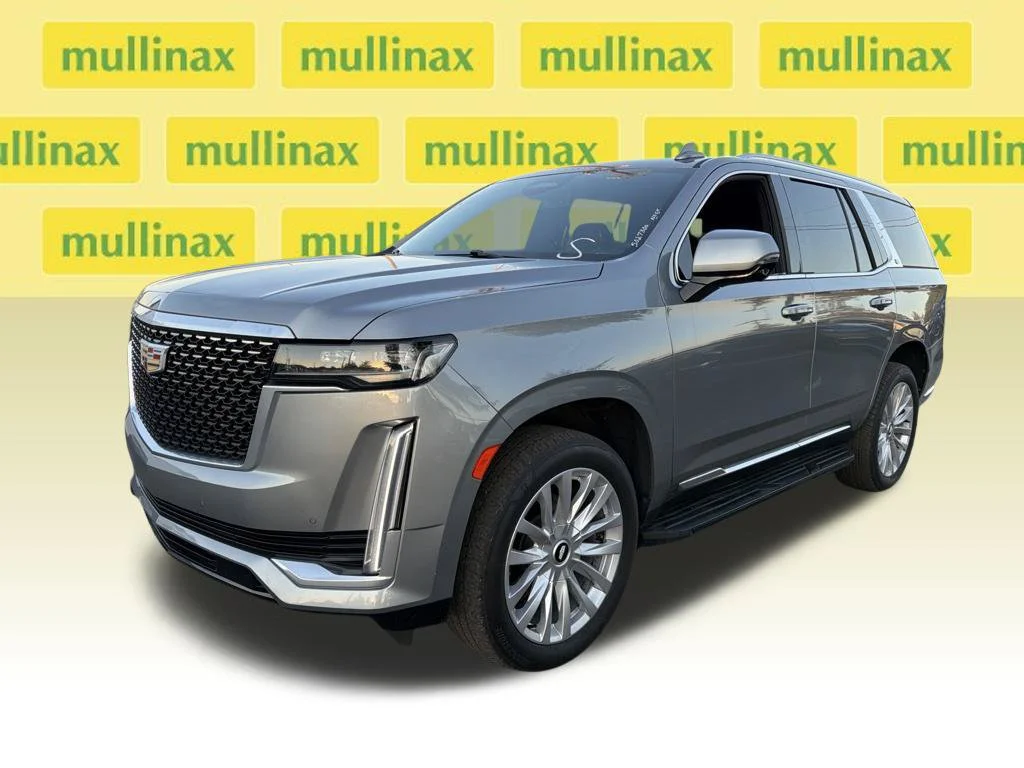 Used 2023 ARGENT SILVER METALLIC Cadillac 4WD Luxury image 5
