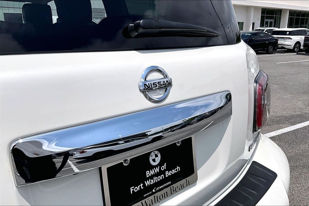Used 2019 White Nissan Platinum image 20