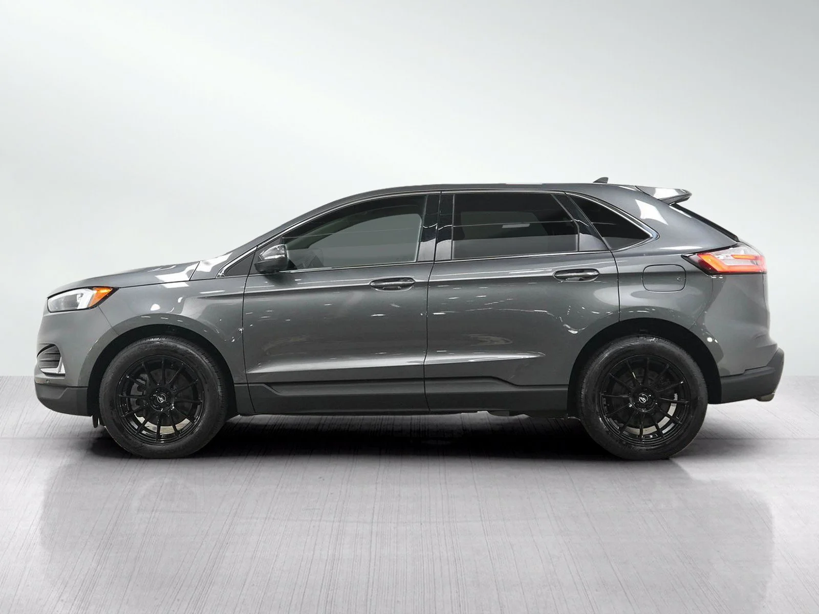 Used 2024 Ford Edge Titanium with VIN 2FMPK4K90RBB01963 for sale in Wayzata, Minnesota