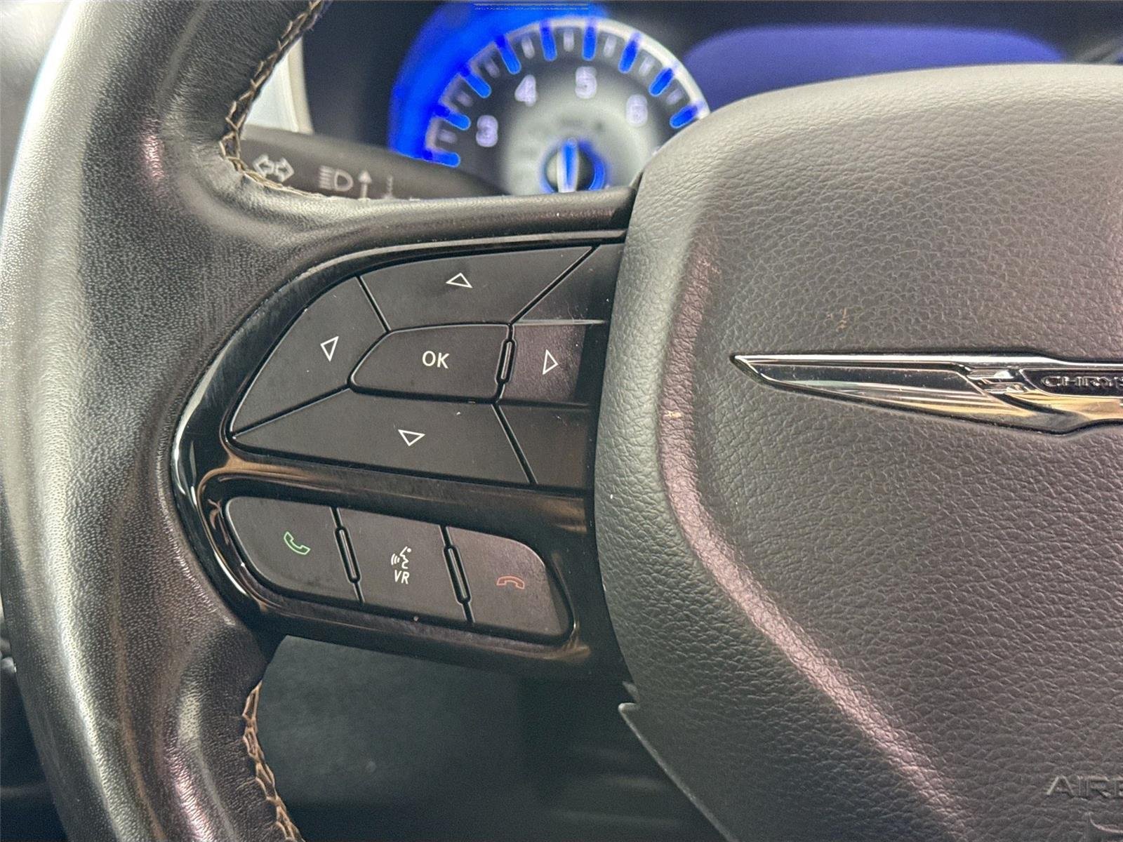 Used 2020 Ceramic Gray Clearcoat Chrysler Touring L Plus image 18