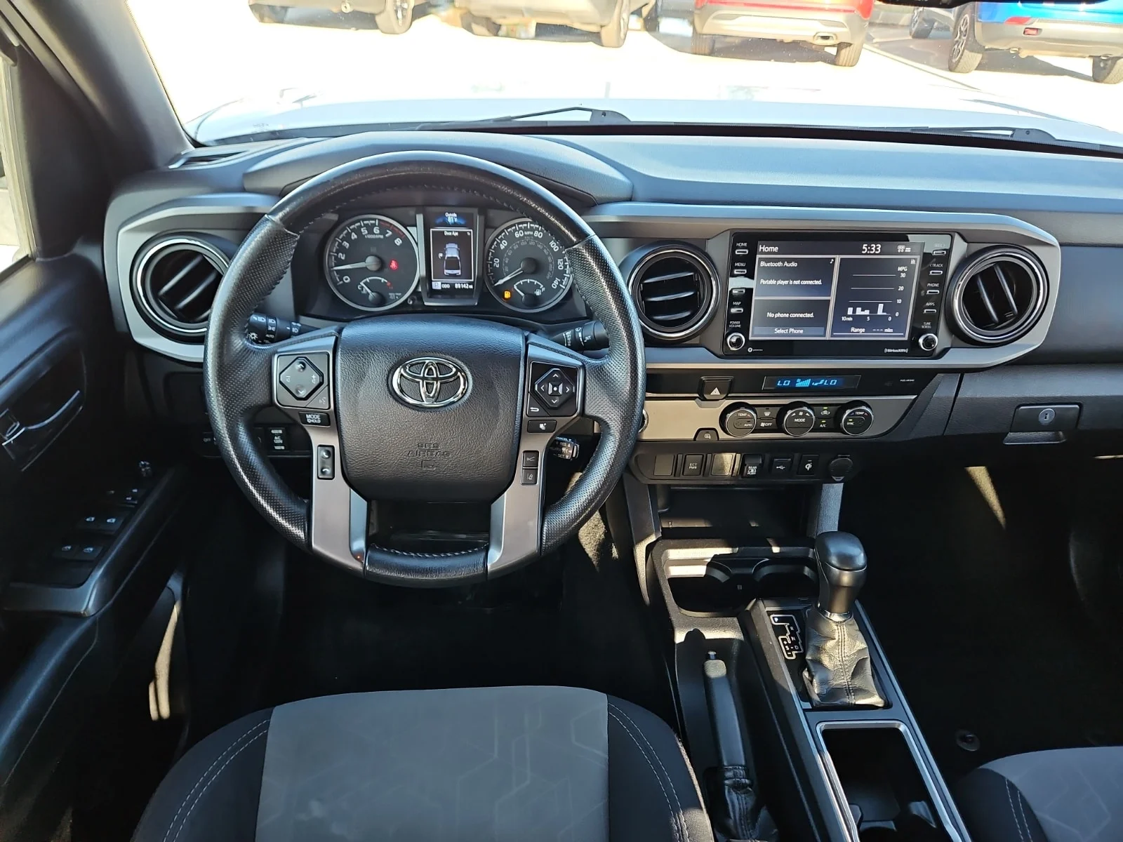 Used 2021 Super White - 040 Toyota SR5 V6 image 8