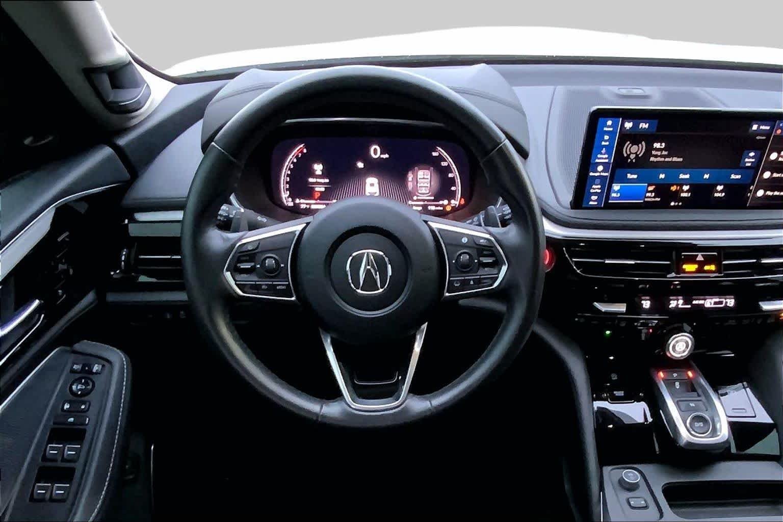 Used 2025 Platinum White Pearl Acura w/Technology Package image 6