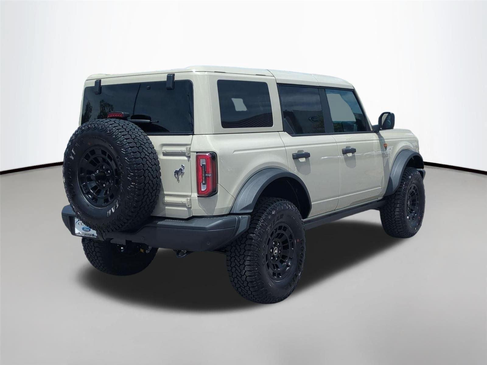New 2026 Desert Sand Ford Badlands® image 5