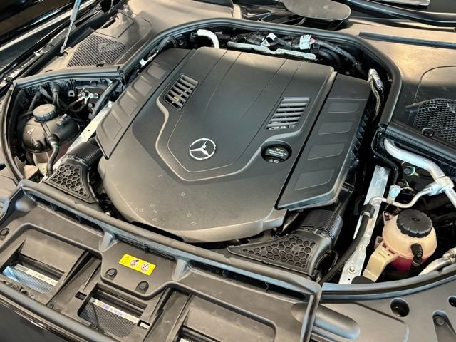 New 2026 Obsidian Black Metallic Mercedes-Benz S 580 image 29