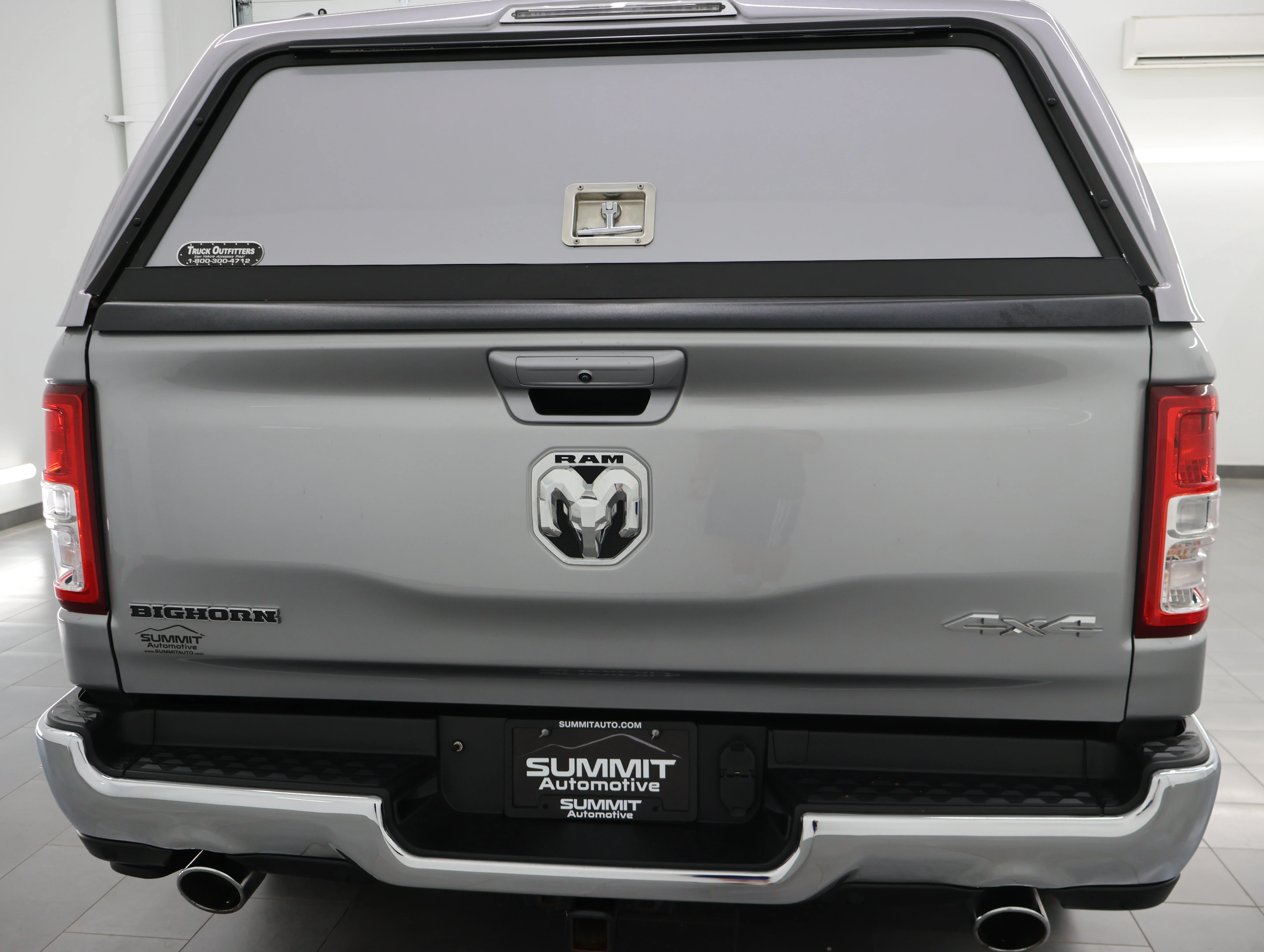 Used 2022 Billet Silver Metallic Clearcoat Ram Big Horn/Lone Star image 26