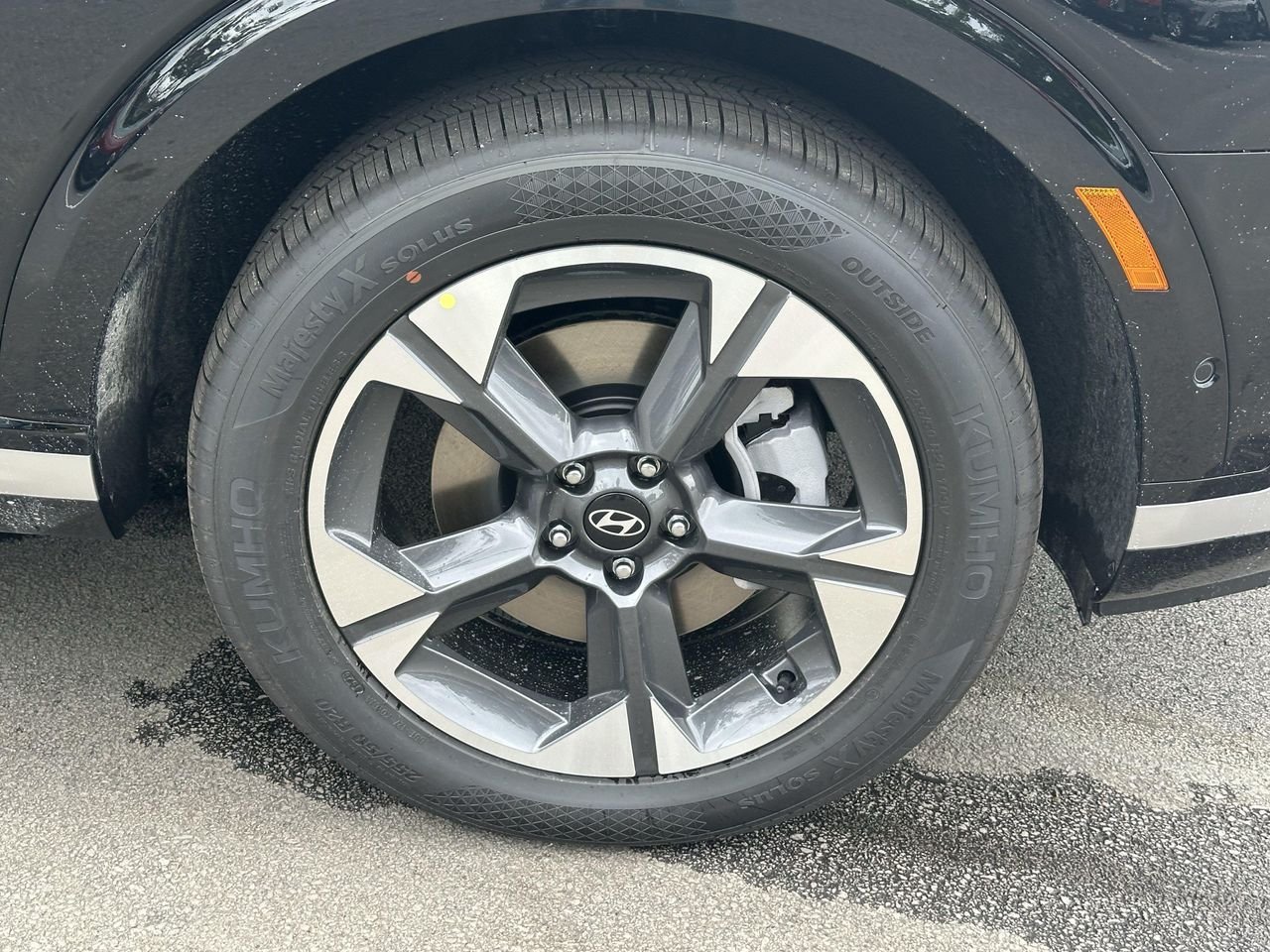 New 2026 Abyss Black Pearl Hyundai Limited image 12
