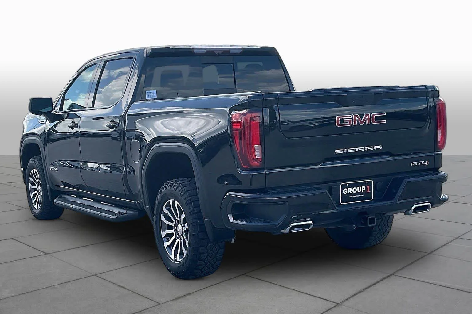 Used 2020 Onyx Black GMC AT4 image 10