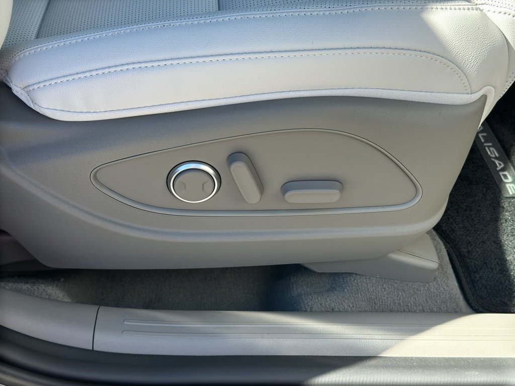 New 2026 Pacific Sapphire Hyundai Limited image 32