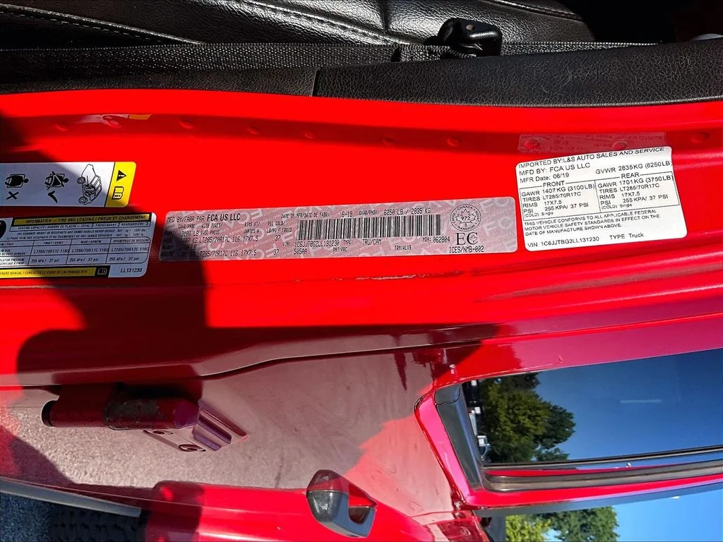 Used 2020 Red Jeep Rubicon image 36