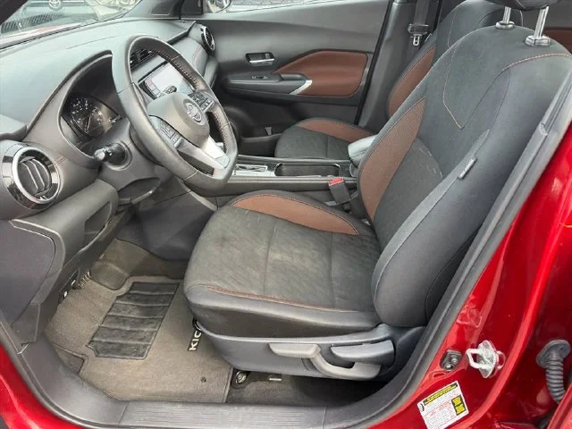 Used 2023 Red Nissan SR image 8