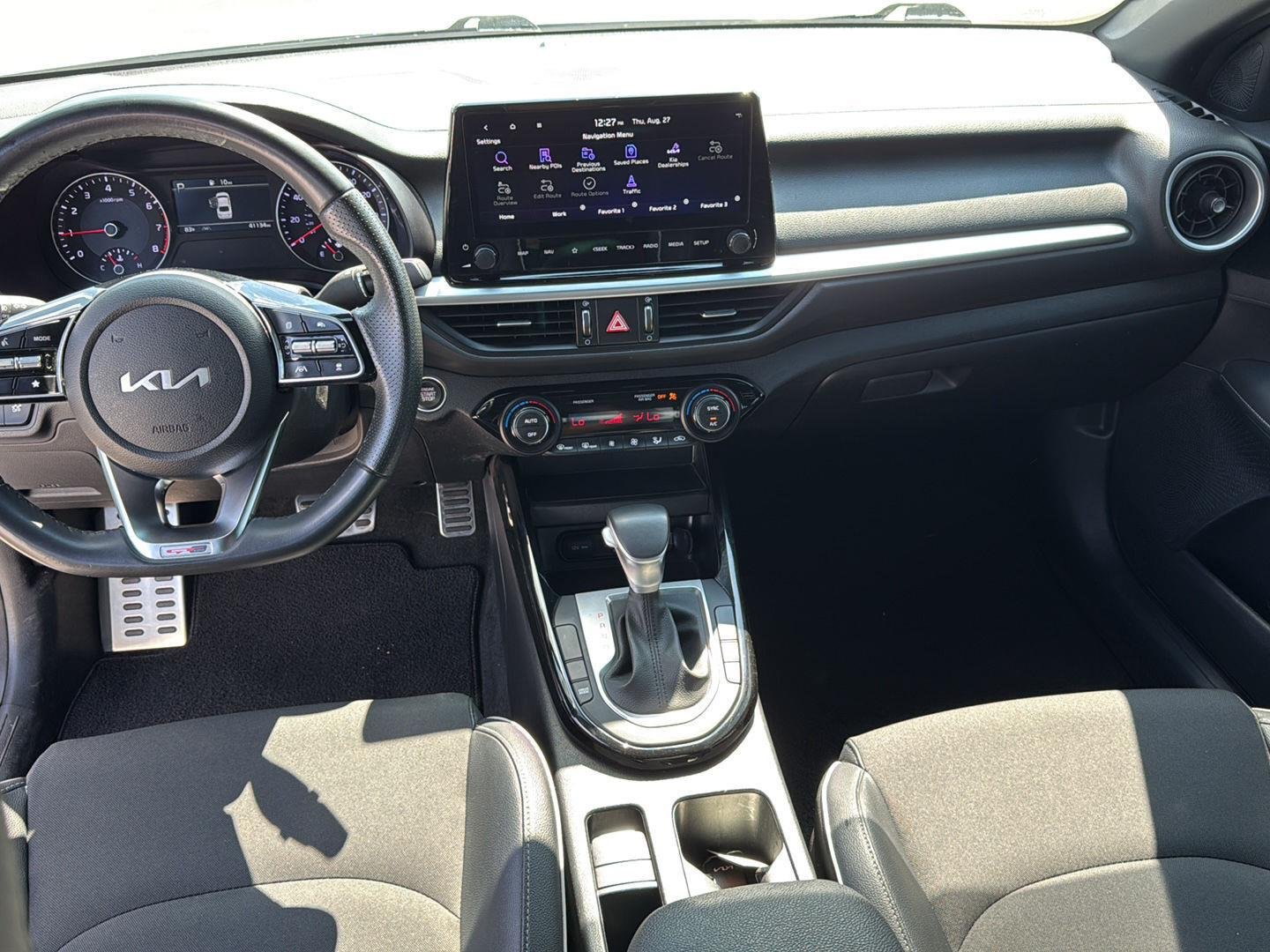 Used 2024 Snow White Pearl Kia GT-Line image 17